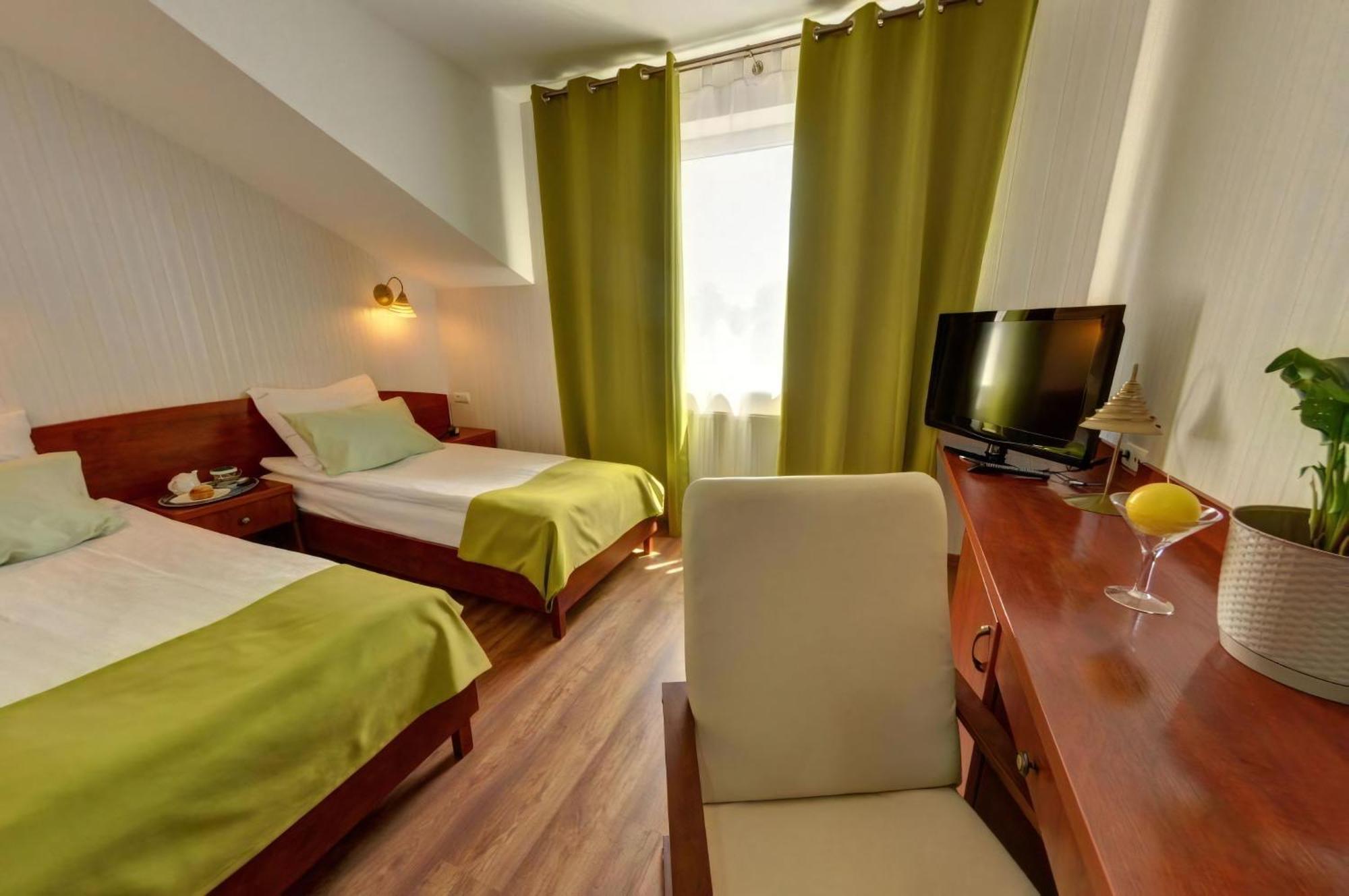 Hotel Leopolis — Zdjęcia 3
